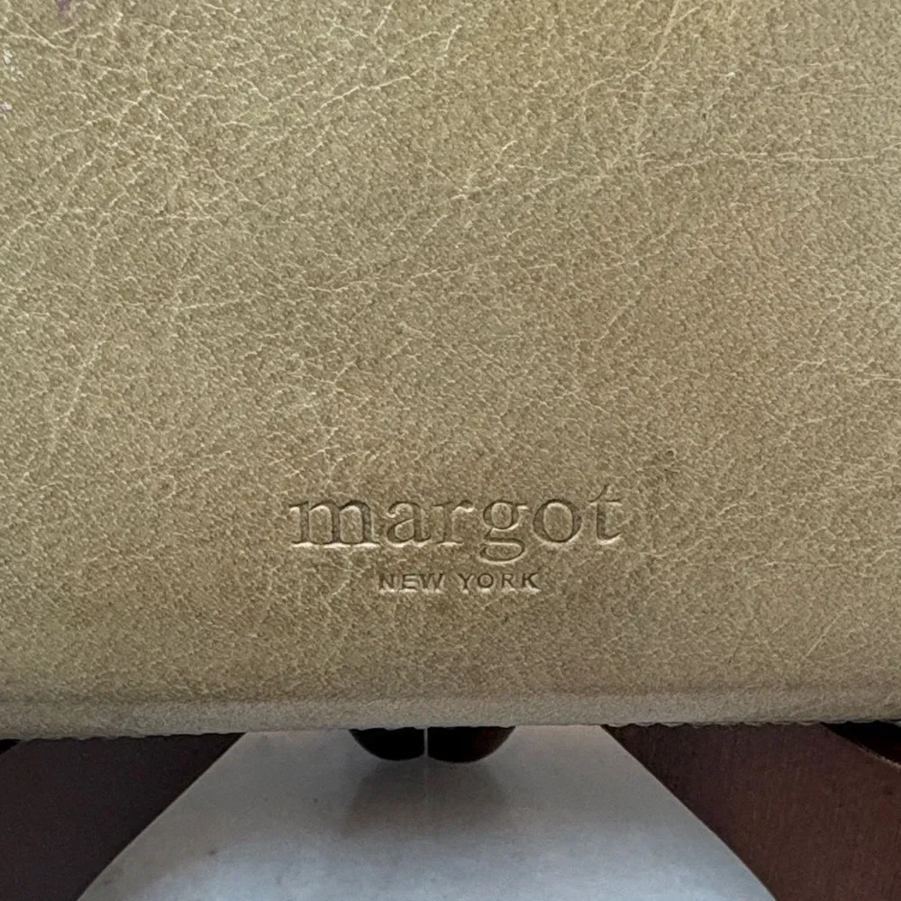 MARGOT New York Gabby Zip Around Wallet Wristlet Leather Neutral Beige Gold